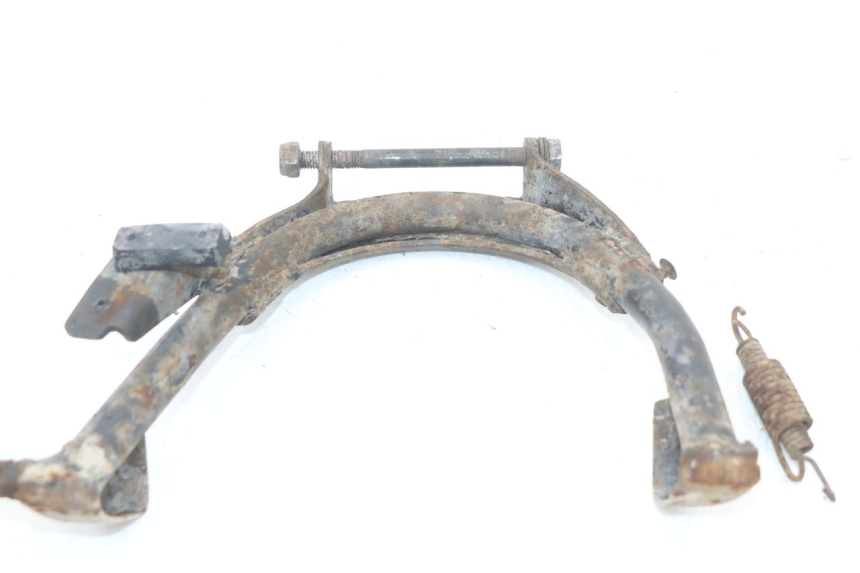 photo de Cavalete central RENAULT KOURANOS 125 (2001 - 2004) - Pontos de fixação