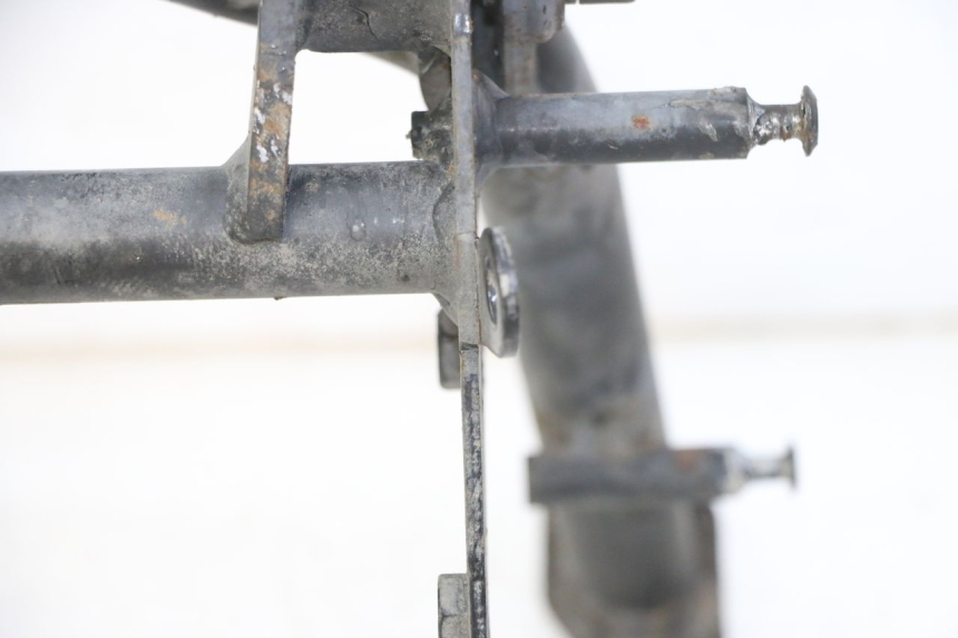 photo de Cavalete central PIAGGIO MP3 500 (2014 - 2017) - Pontos de fixação