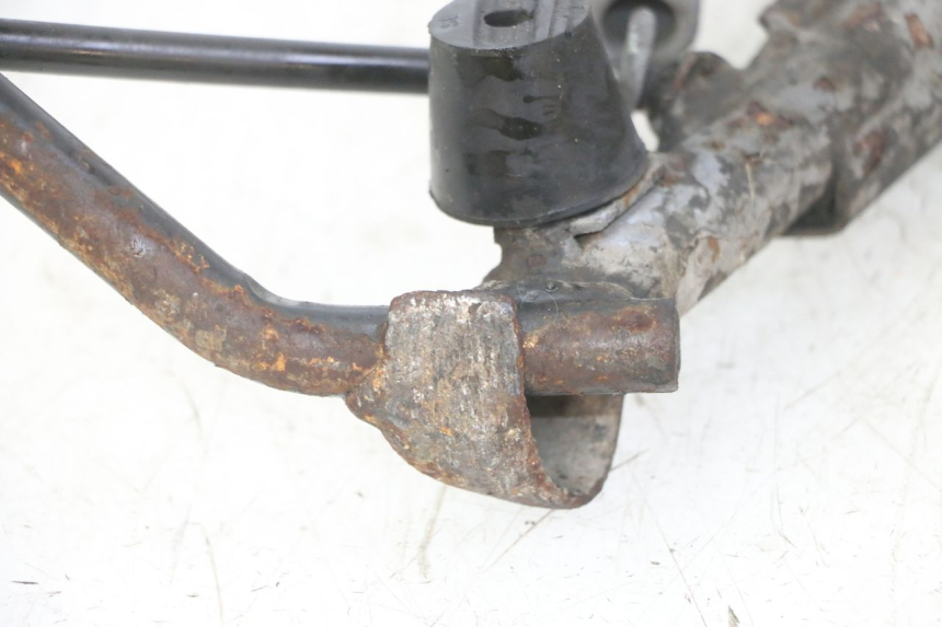 photo de CAVALLETE CENTRAL PEUGEOT SATELIS 125 (2013 - 2018) - Ampliação técnica