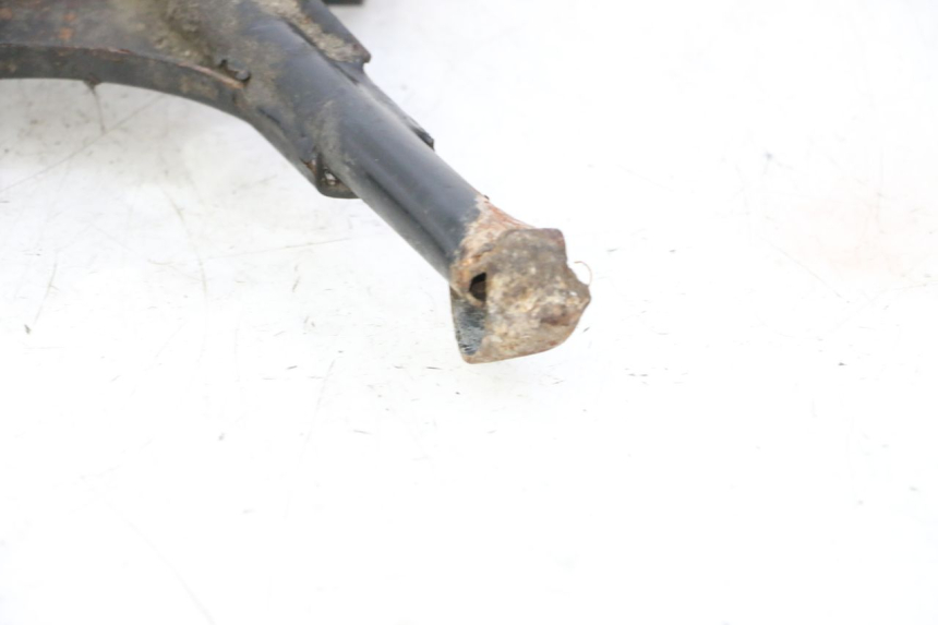photo de Cavalete central PEUGEOT SATELIS 125 (2006 - 2009) - Ampliação técnica