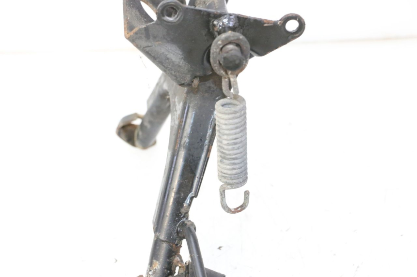 photo de Cavalete central PEUGEOT SATELIS 125 (2006 - 2009) - Pontos de fixação