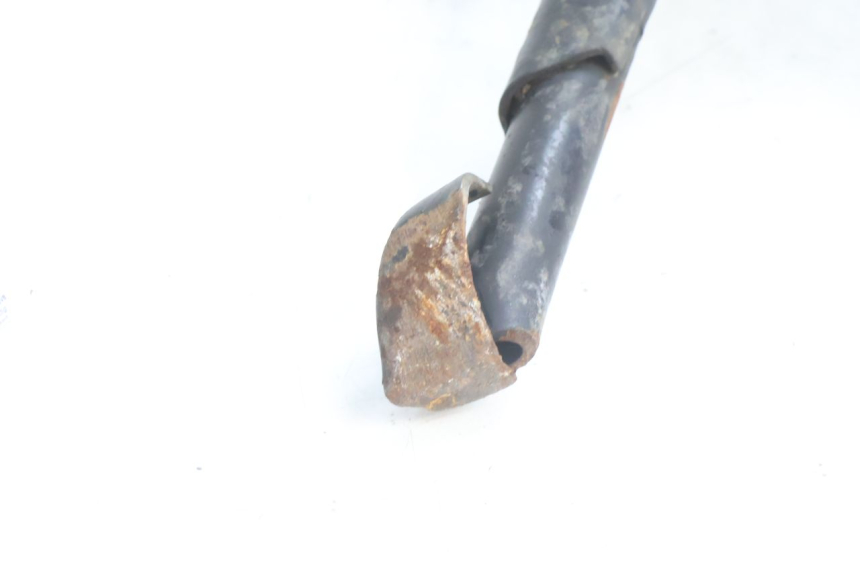 photo de Cavalete central PEUGEOT SATELIS 125 (2006 - 2009) - Pontos de fixação