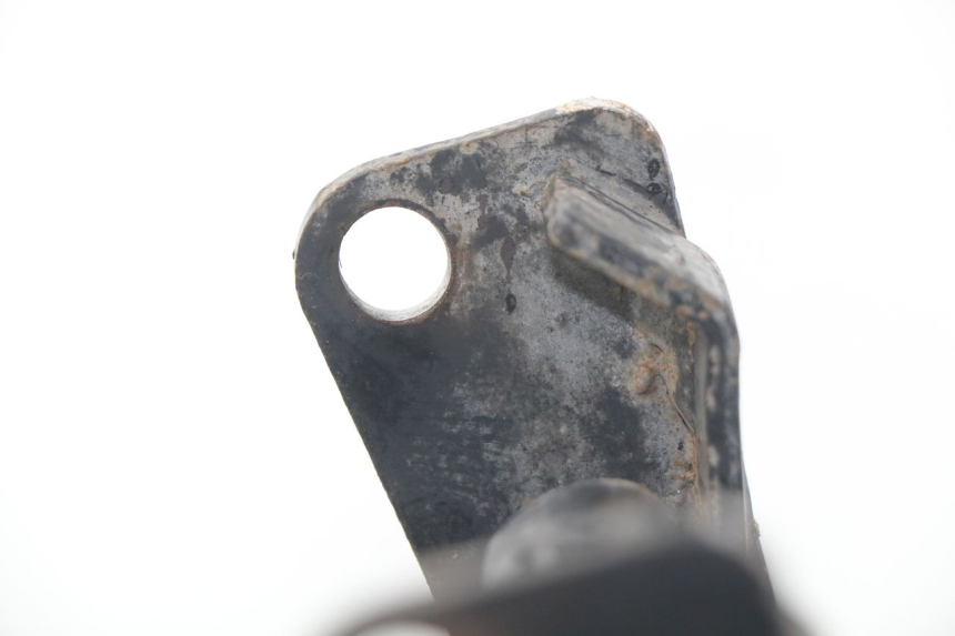 photo de Cavalete central FYM STRADA 50 (2007 - 2014) - Detalhe da peça