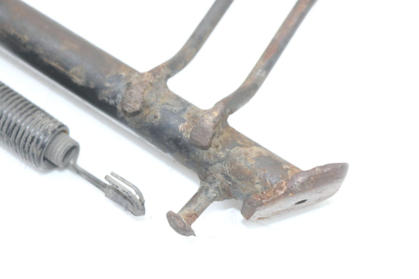 photo de Cavalete central KYMCO SUPER 8 4T 50 (2021 - 2024) - Pontos de fixação