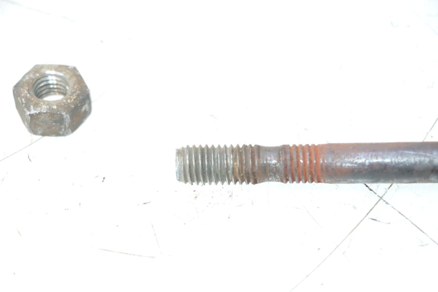 photo de CAVALO CENTRAL PIAGGIO X8 STREET 125 (2006 - 2007) - Pontos de fixação