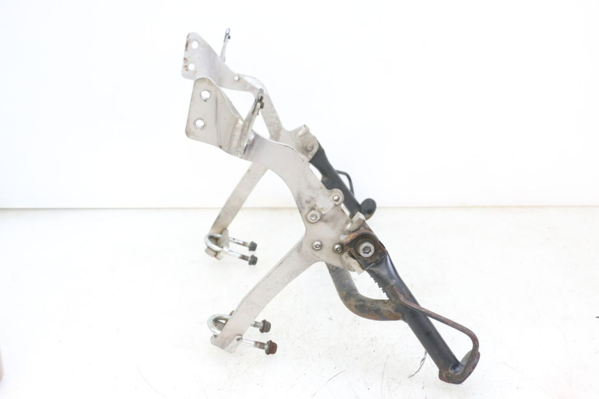 photo de CAVALLETE CENTRAL YAMAHA NEOS NEO'S 4T 50 (2008 - 2016) - Pontos de fixação