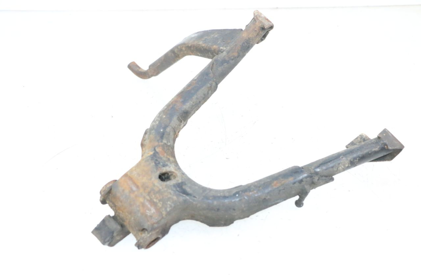photo de Cavalete central KYMCO ZING 125 (1997 - 2003) - Pontos de fixação