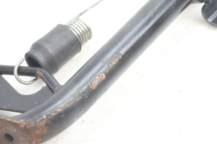 photo de DESCANSO LATERAL YAMAHA N-MAX NMAX 125 (2021 - 2024) - Zoom do estado de desgaste