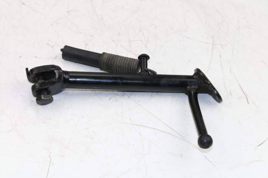 photo de DESCANSO LATERAL YAMAHA YP MAJESTY 125 (2007 - 2010) - Detalhe da peça