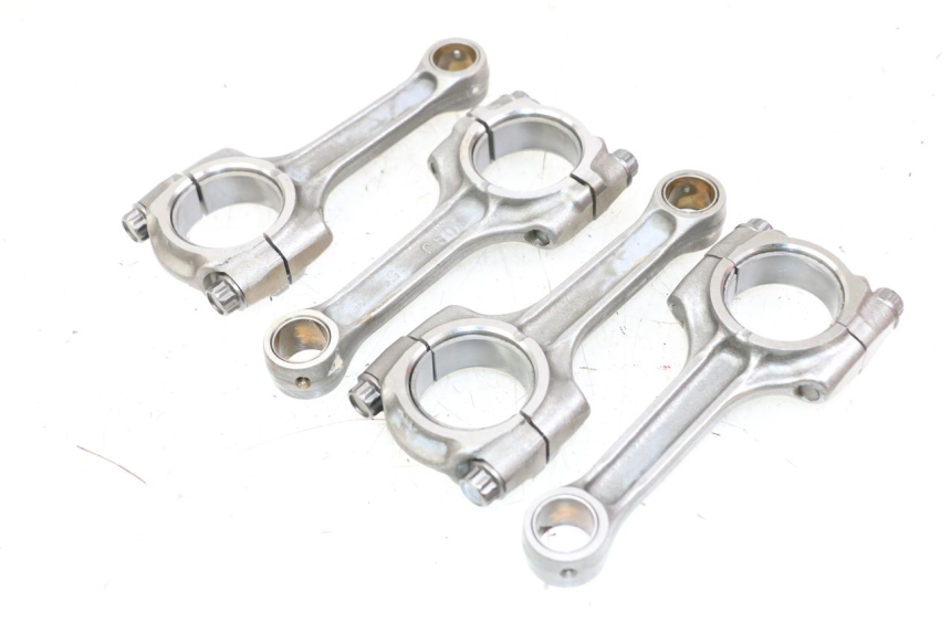 photo de BIELA SUZUKI GSR 750 (2011 - 2017) - Pontos de fixação