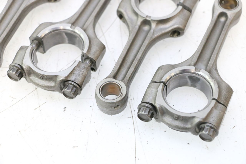 photo de BIELA SUZUKI GSR 600 (2005 - 2012) - Detalhe da peça