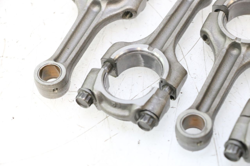 photo de BIELA SUZUKI GSR 600 (2005 - 2012) - Zoom do estado de desgaste