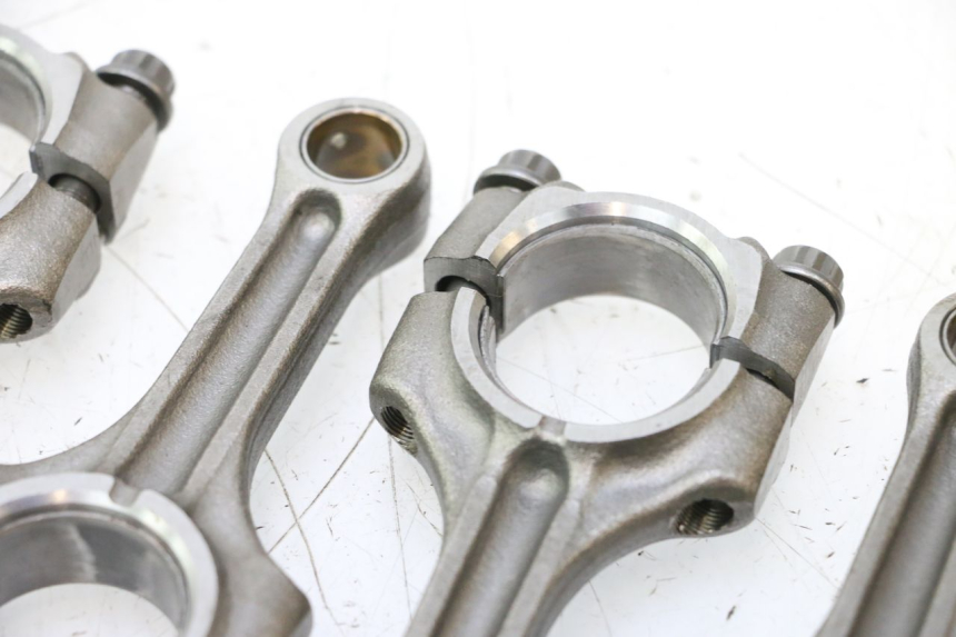 photo de BIELA SUZUKI GSR 600 (2005 - 2012) - Vista geral