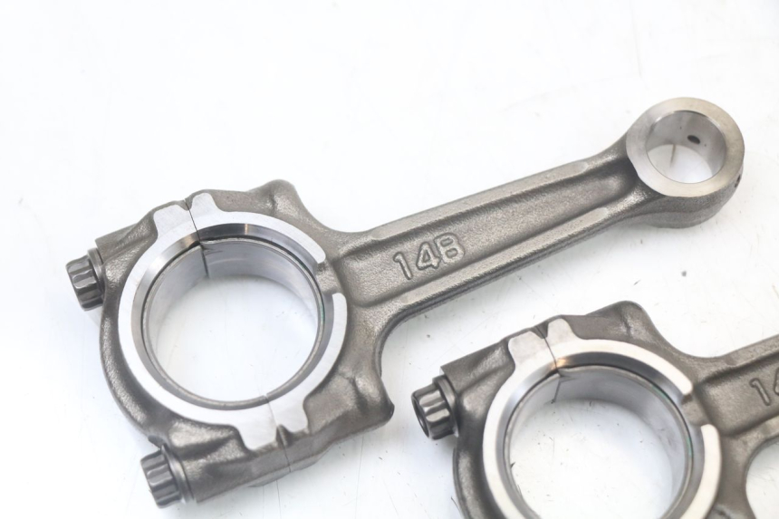 photo de BIELA YAMAHA FZ1 FAZER 1000 (2007 - 2009) - Zoom do estado de desgaste