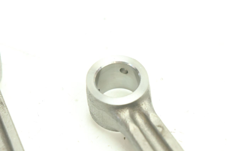 photo de BIELA YAMAHA YZF R6 600 (2008 - 2009) - Ampliação dos componentes