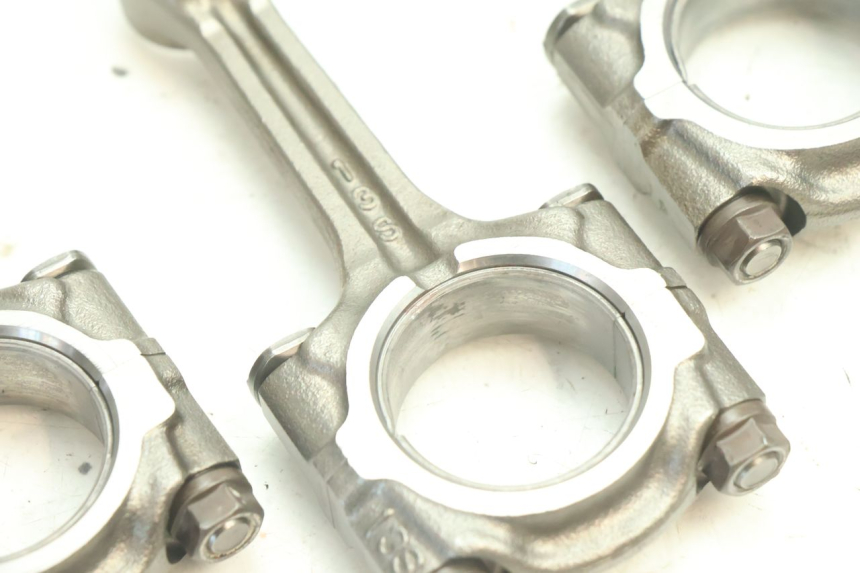photo de BIELA YAMAHA YZF R6 600 (2008 - 2009) - Estado da superfície