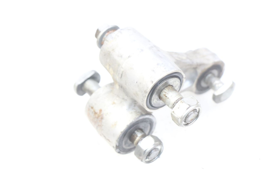 photo de BIELA DO AMORTECEDOR HONDA CRF CR-F 450 (2005 - 2008) - Detalhe da peça