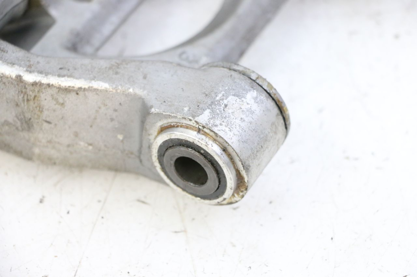 photo de BIELA DO AMORTECEDOR YAMAHA FJ 36Y 1100 (1984 - 1985) - Outro ângulo de visão
