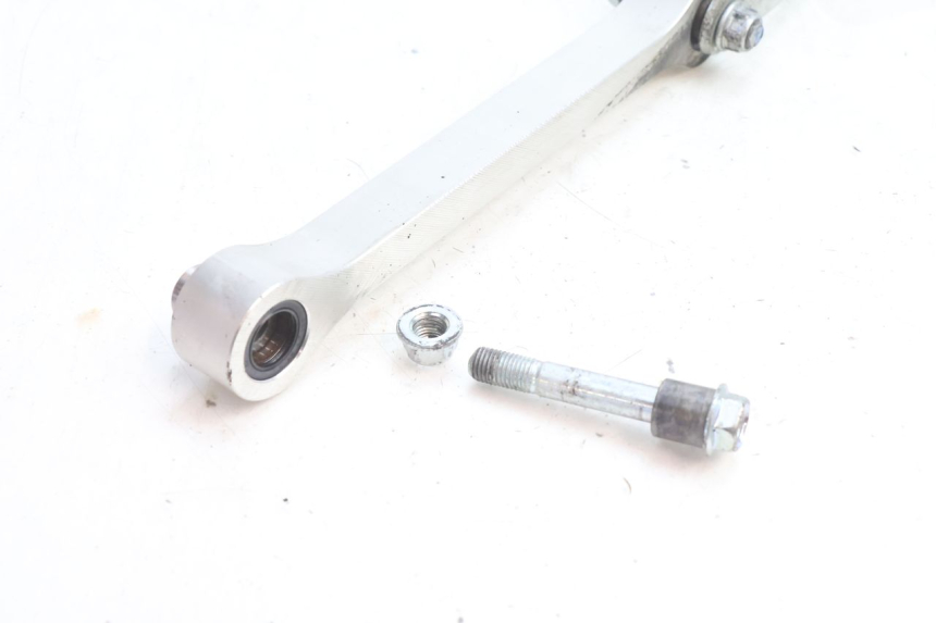 photo de BIELLETE AMORTECEDOR YAMAHA FZ8 800 (2010 - 2016) - Estado da superfície