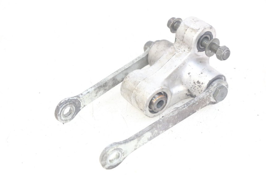 photo de BIELA DO AMORTECEDOR YAMAHA FZS FAZER 600 (1998 - 2001) - Detalhe da peça