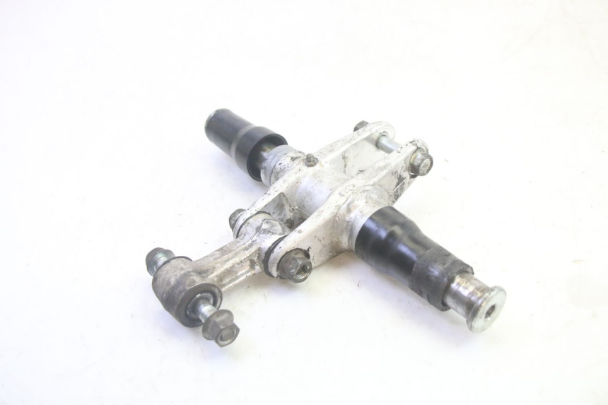 photo de BIELA DO AMORTECEDOR KAWASAKI GPZ RX 1000 (1986 - 1988) - Estado da superfície