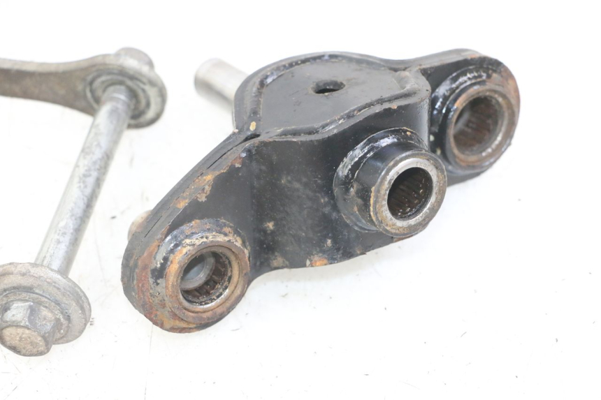 photo de BIELA DO AMORTECEDOR SUZUKI GS GSE 500 (2001 - 2003) - Outro ângulo de visão