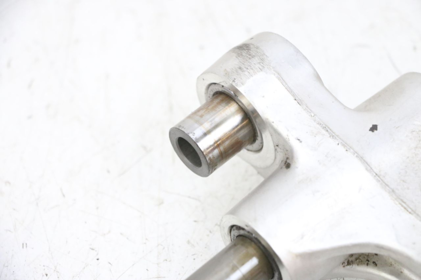 photo de BIELA DO AMORTECEDOR SUZUKI GSF N BANDIT 600 (1996 - 1999) - Pontos de fixação