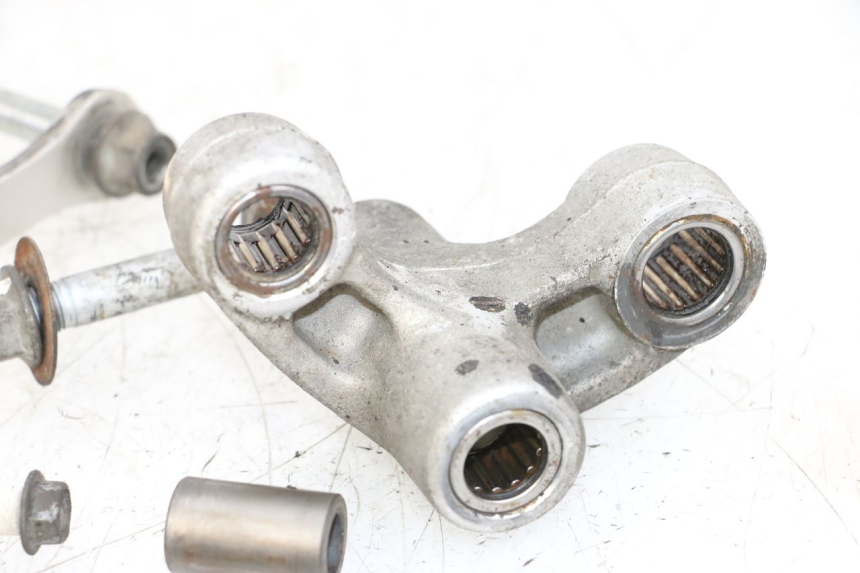 photo de BIELA DO AMORTECEDOR SUZUKI GSXR GSX-R 1000 (2003 - 2004) - Vista geral
