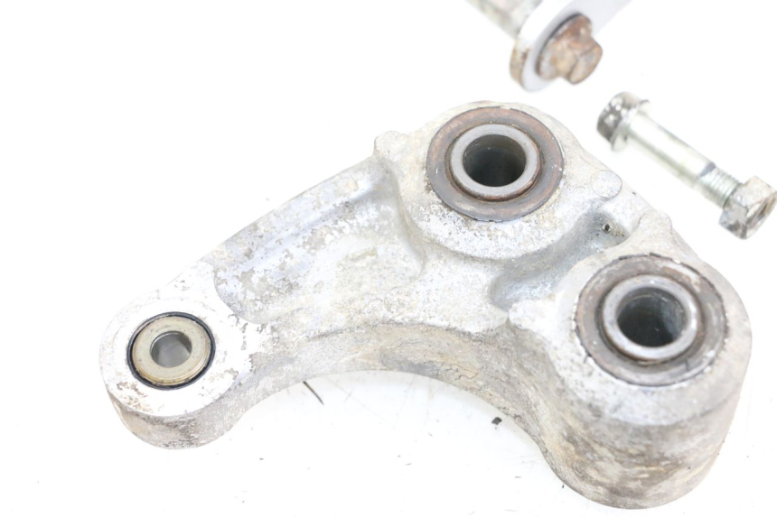 photo de BIELA DO AMORTECEDOR KAWASAKI KDX 125 (1990 - 1991) - Vista de perto