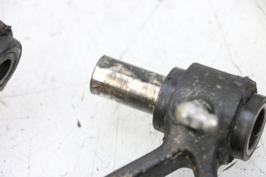 photo de BIELA DO AMORTECEDOR KYMCO STRYKER OFF ROAD 125 (1999 - 2005) - Pontos de fixação