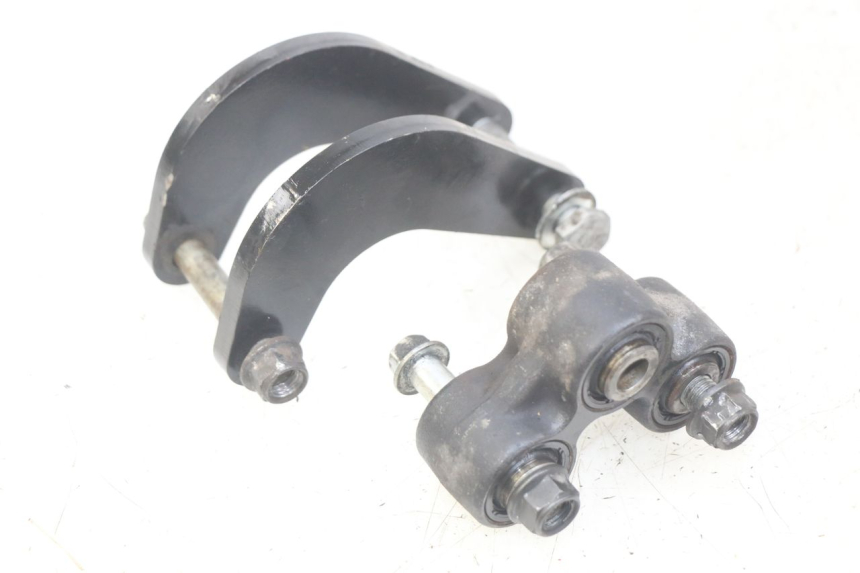 photo de BIELA DO AMORTECEDOR YAMAHA MT ABS 125 (2014 - 2018) - Zoom do estado de desgaste