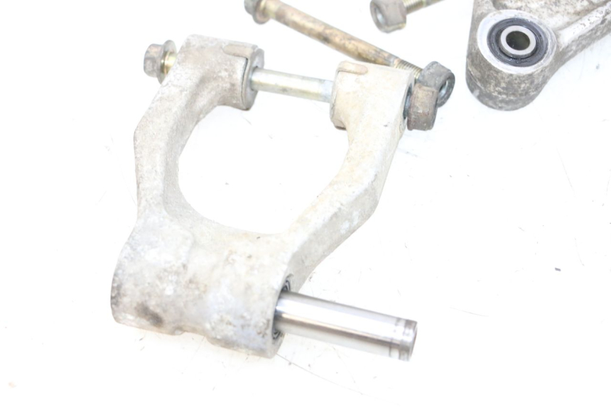 photo de BIELA DO AMORTECEDOR HONDA NSR R 125 (1994 - 2003) - Vista geral