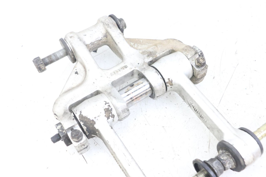photo de BIELA DO AMORTECEDOR TRIUMPH SPEED TRIPLE T301 900 (1994 - 1996) - Detalhe da peça