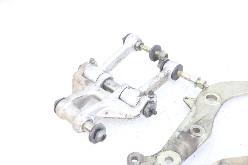 photo de BIELA DO AMORTECEDOR TRIUMPH SPEED TRIPLE T301 900 (1994 - 1996) - Estrutura - ampliação