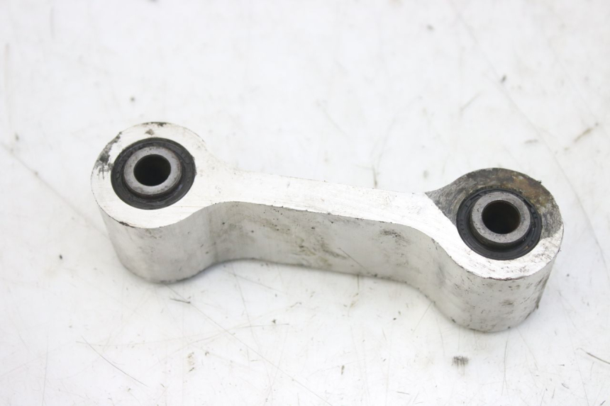 photo de BIELA DO AMORTECEDOR TRIUMPH SPRINT ST 955 (1999 - 2001) - Zoom do estado de desgaste