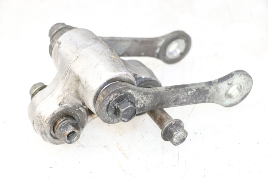 photo de BIELA DO AMORTECEDOR SUZUKI SV S 650 (1999 - 2002) - Zoom do estado de desgaste