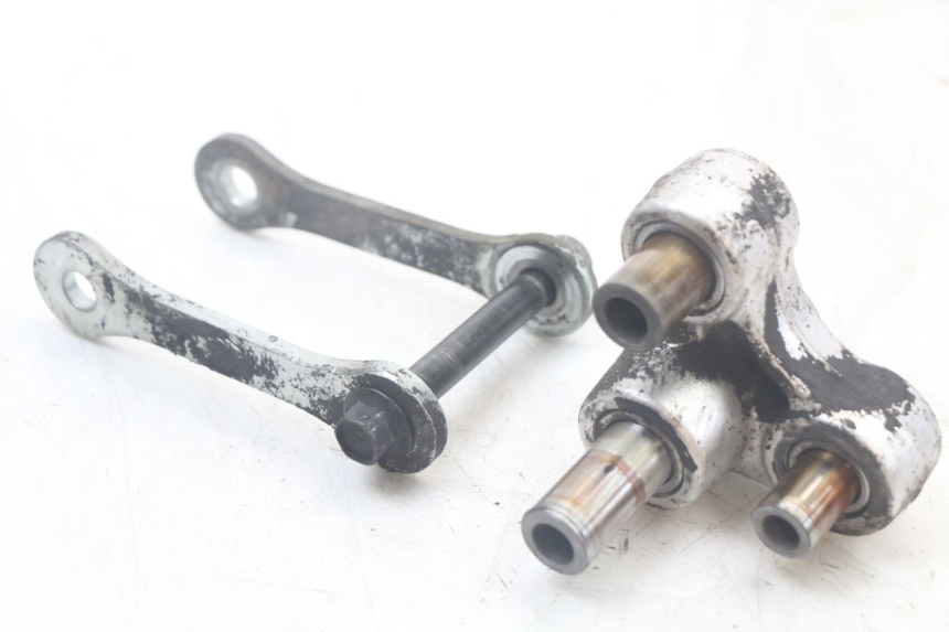 photo de BIELA DO AMORTECEDOR SUZUKI SV N 650 (1999 - 2002) - Vista principal