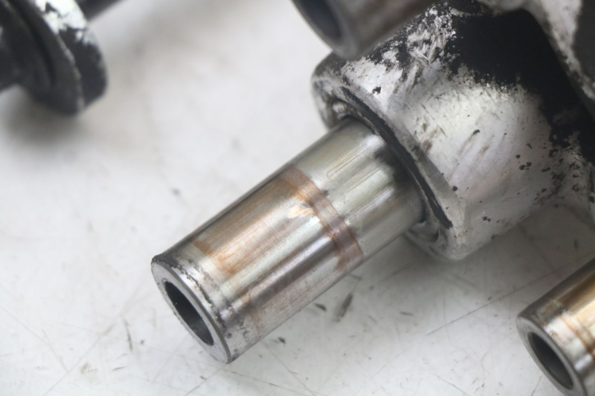 photo de BIELA DO AMORTECEDOR SUZUKI SV N 650 (1999 - 2002) - Outro ângulo de visão