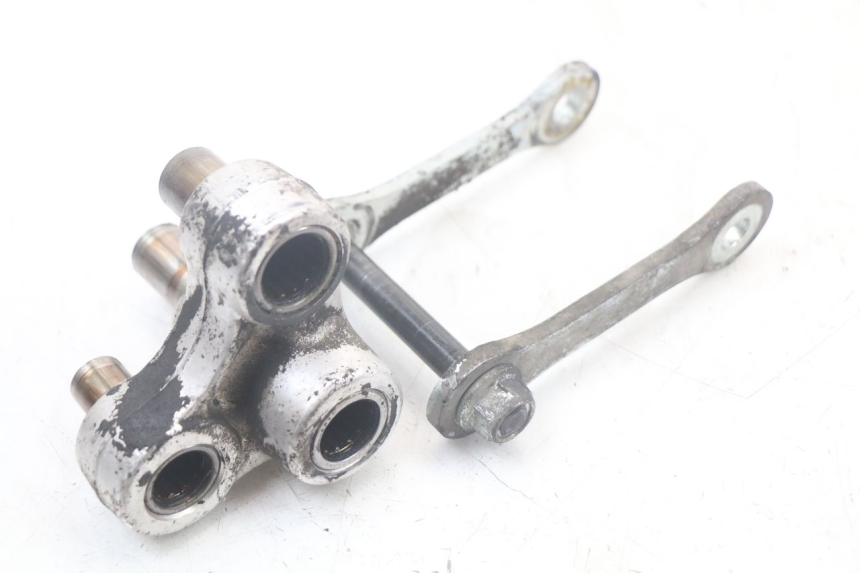 photo de BIELA DO AMORTECEDOR SUZUKI SV N 650 (1999 - 2002) - Pontos de fixação