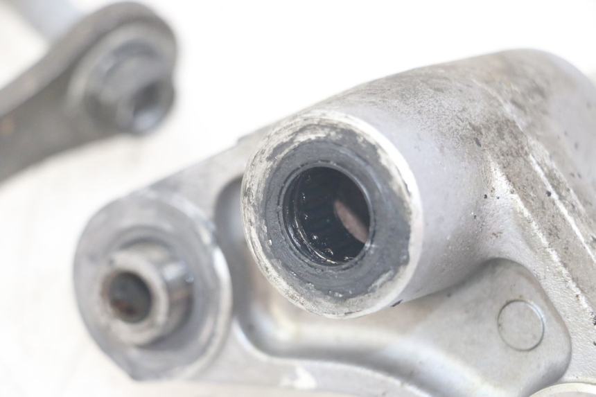photo de BIELA DO AMORTECEDOR YAMAHA TDM ABS 900 (2002 - 2014) - Vista geral