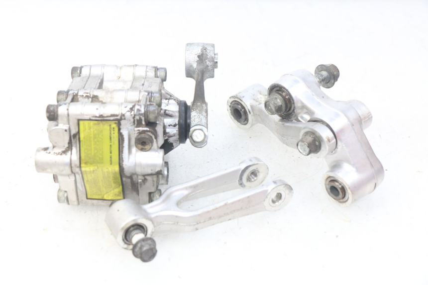 photo de BIELA DO AMORTECEDOR SUZUKI TLS TL S 1000 (1997 - 2001) - Detalhe da peça