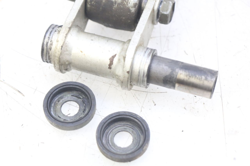 photo de BIELA DO AMORTECEDOR YAMAHA TTR 125 (2000 - 2020) - Vista geral