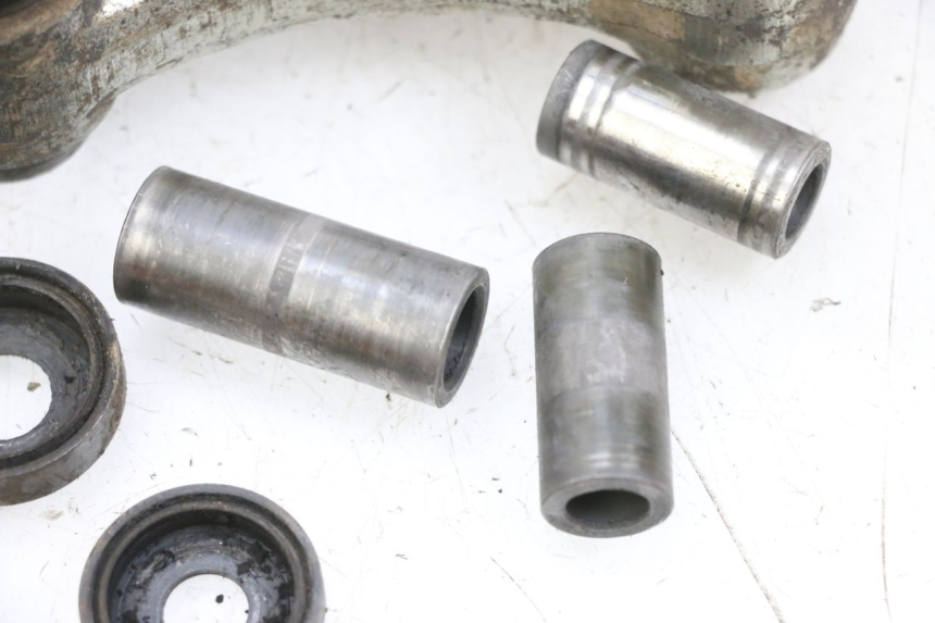 photo de BIELA DO AMORTECEDOR YAMAHA TTR 125 (2000 - 2020) - Peça verificada