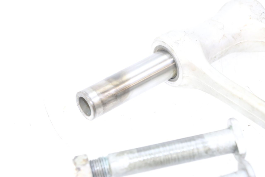 photo de BIELA DO AMORTECEDOR YAMAHA YZF YZ-F 450 (2014 - 2016) - Pontos de fixação