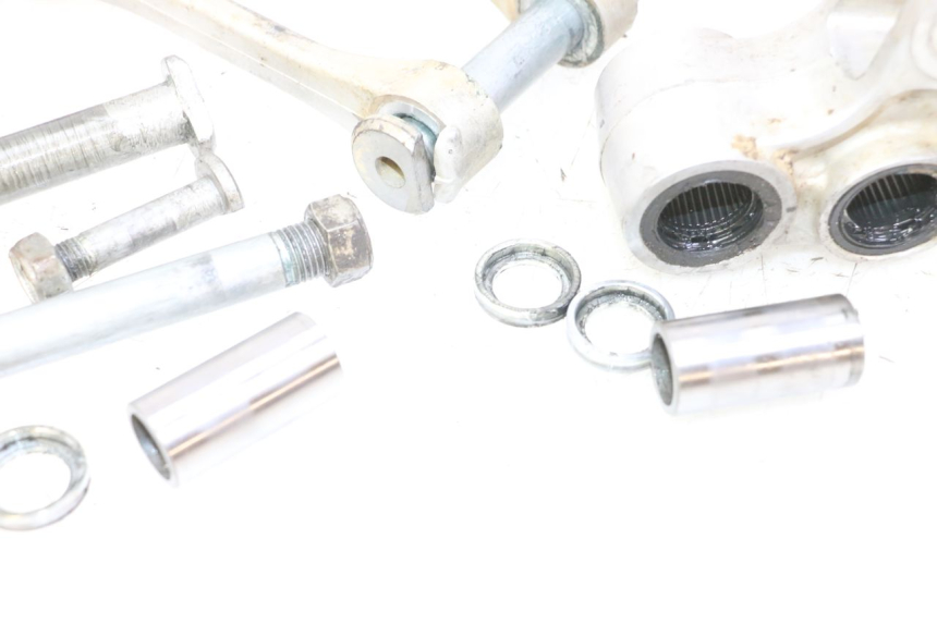 photo de BIELA DO AMORTECEDOR YAMAHA YZF YZ-F 450 (2014 - 2016) - Estado da superfície