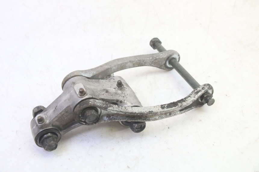 photo de BIELA DO AMORTECEDOR KAWASAKI ZR 7 750 (1999 - 2004) - Detalhe da peça
