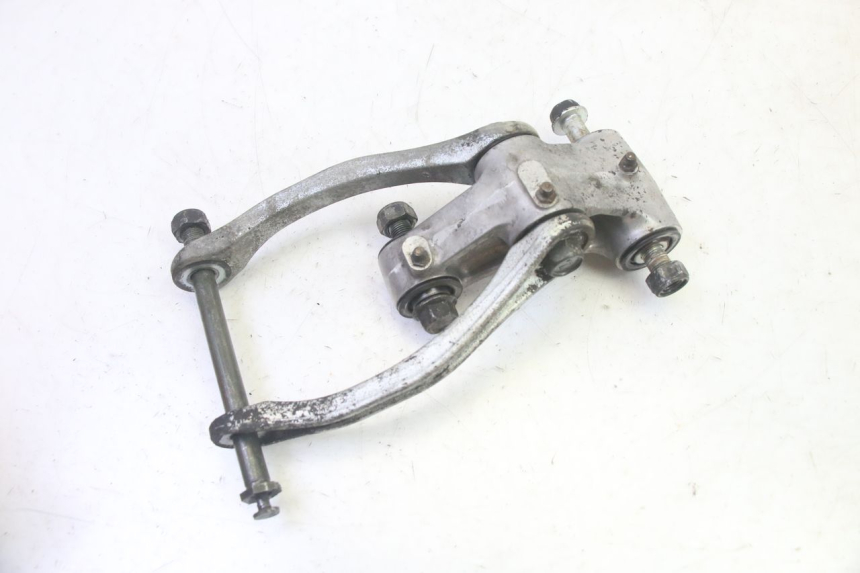photo de BIELA DO AMORTECEDOR KAWASAKI ZR 7 750 (1999 - 2004) - Outro ângulo de visão