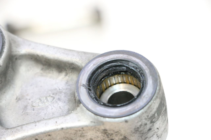 photo de BIELA DO AMORTECEDOR KAWASAKI ZZR 600 (1995 - 2004) - Peça verificada