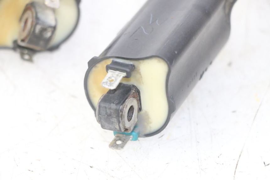 photo de BOBINA HONDA CBF 500 (2004 - 2007) - Pontos de fixação