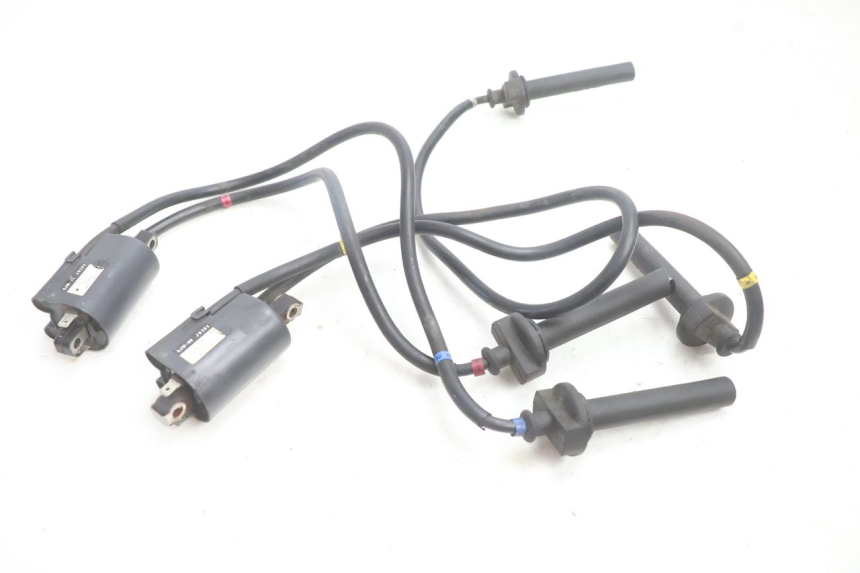photo de BOBINA YAMAHA FJR 1300 (2001 - 2005) - Pontos de fixação